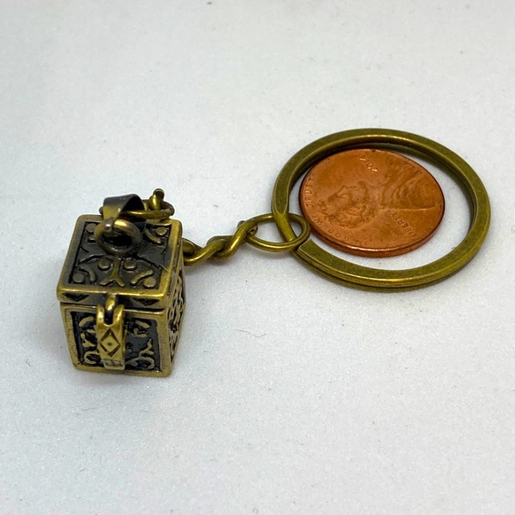 Unlock Your Desires: Manifestation Wish Box Brass Keychains Set of 5 Assorted - Picture 2 of 11